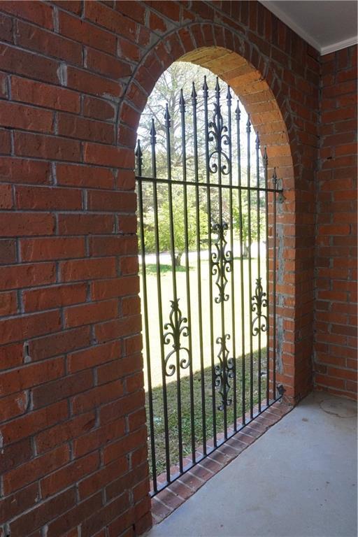 Building Photo - 2421 Fieldstone Dr SE