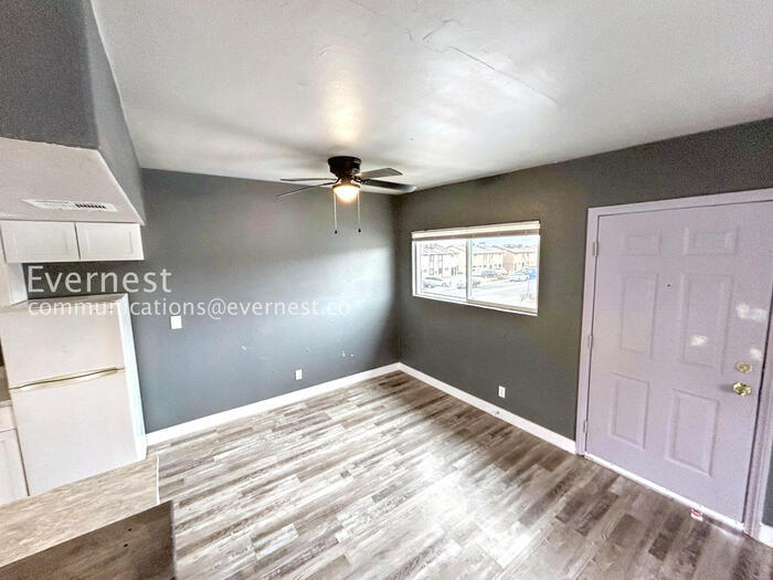 Building Photo - 6923 Issac Ave