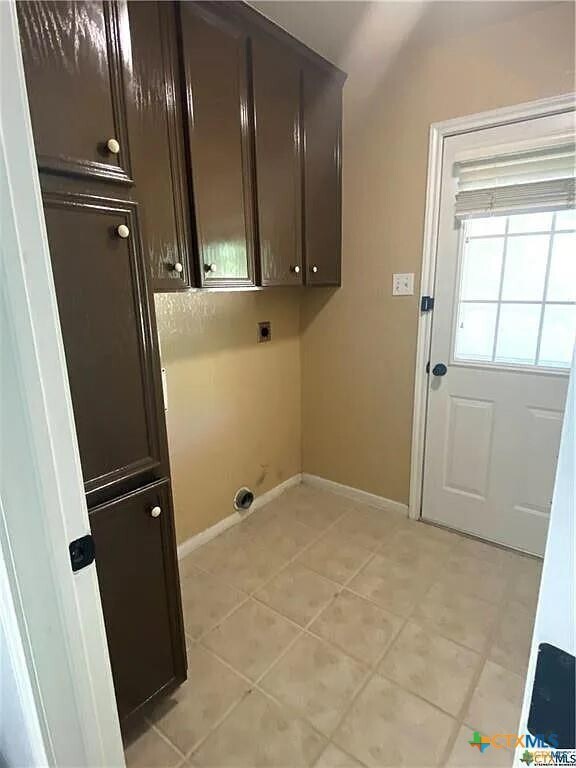 Building Photo - 3104 Valley Oaks Cir