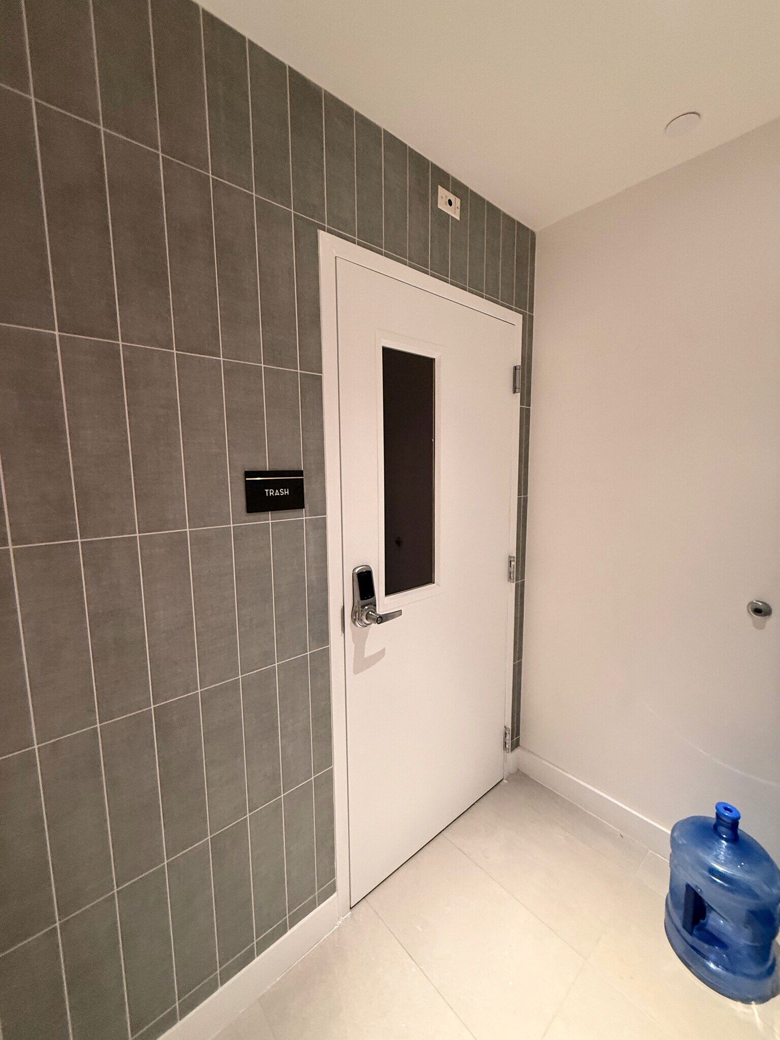 Building Photo - 198 Gardner St