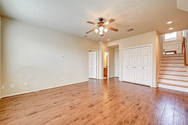 Building Photo - 1772 Aden Dr