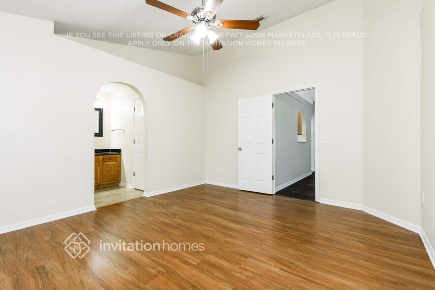Building Photo - 7945 Harbor Bend Cir