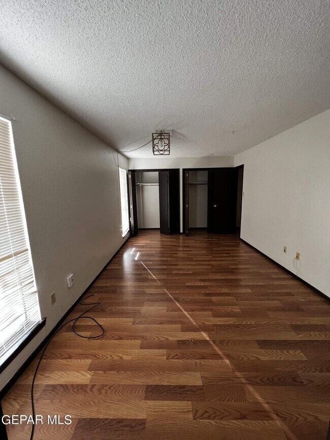 Building Photo - 1500 Monte Sanders Ln