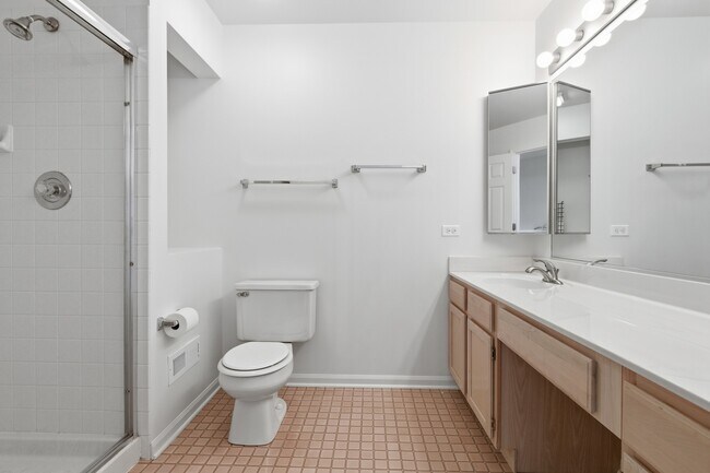 Building Photo - 1411 Clybourne St