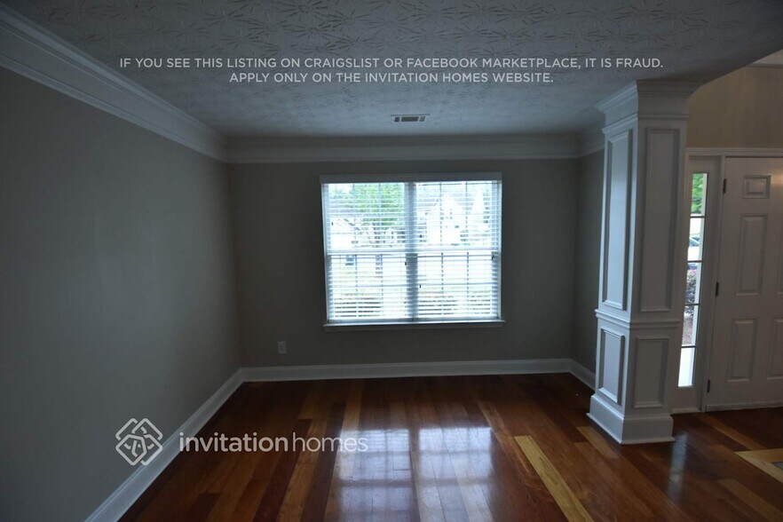 Building Photo - 2600 Austin Ridge Dr NE