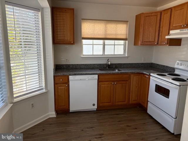 Building Photo - 661 Genessee St