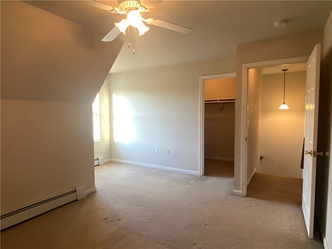 Building Photo - 1698 NY-205