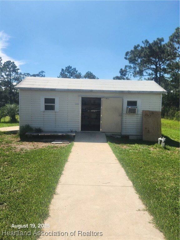 Building Photo - 5823 Golden Rd