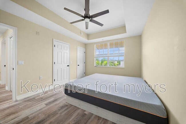 Building Photo - 3940 Pomodoro Cir