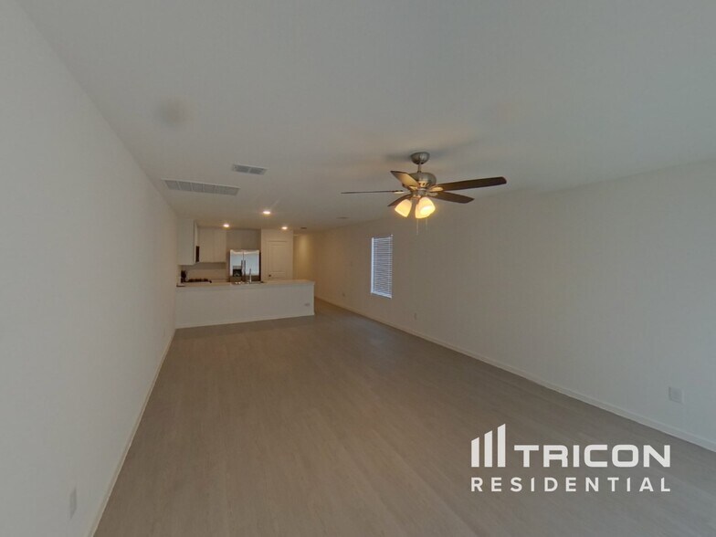 Building Photo - 838 Ponderosa Ln