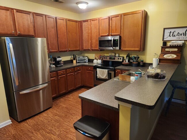 Building Photo - 5212 Nuthall Dr