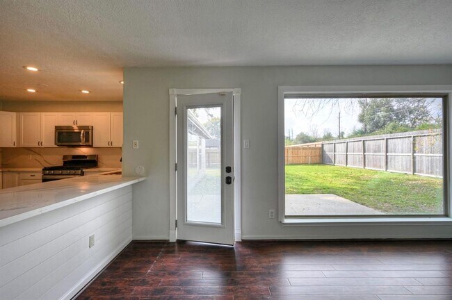 Building Photo - 5103 Temple Bell Dr