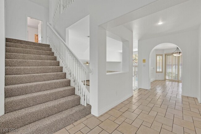 Building Photo - 9123 Fawn Grove Dr