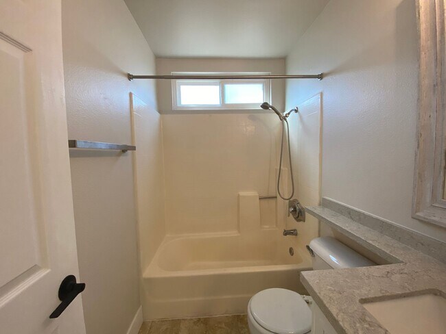 Building Photo - Bright & Upgraded 4BD/3BA Rental in San Ma...