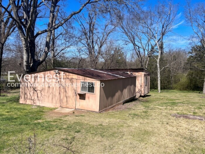 Building Photo - 149 Dellway Dr