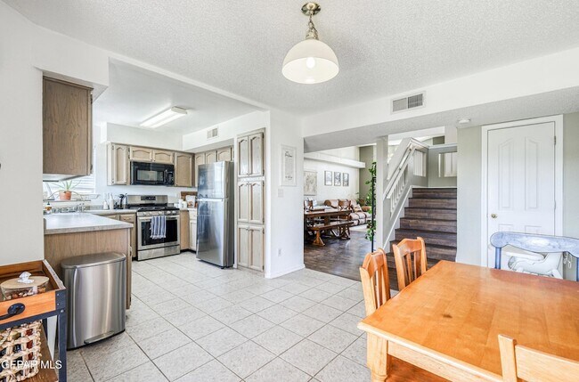 Building Photo - 12748 Tierra Pueblo Dr