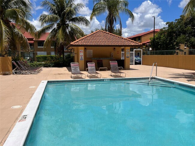 Building Photo - 15610 SW 80th St