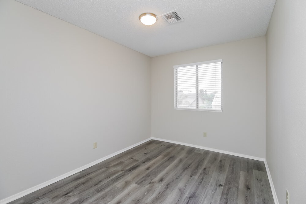 Building Photo - 3869 W Elgin St