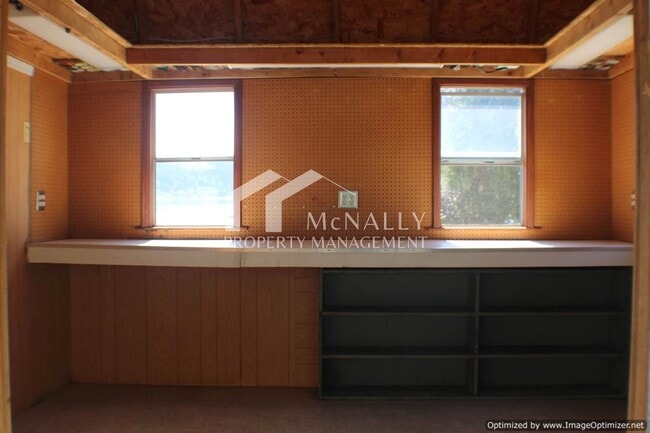 Building Photo - View 2-Bedroom Upper-Level Unit in Gig Harbor