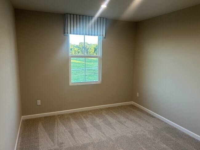 Building Photo - 1143 Lisenbee Wy