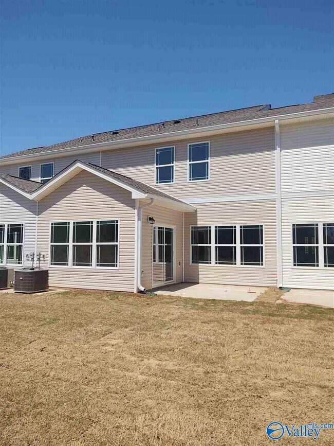 Building Photo - 109 Woodsbrook Pl SW