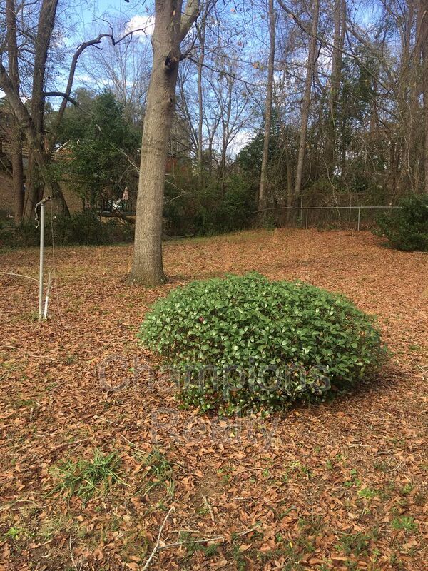 Building Photo - 1167 Staunton Dr