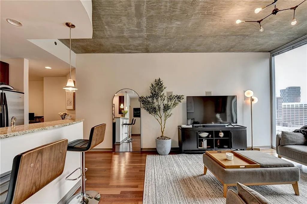 Building Photo - 855 Peachtree St NE