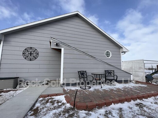 Primary Photo - 7800 Happy Jack Rd