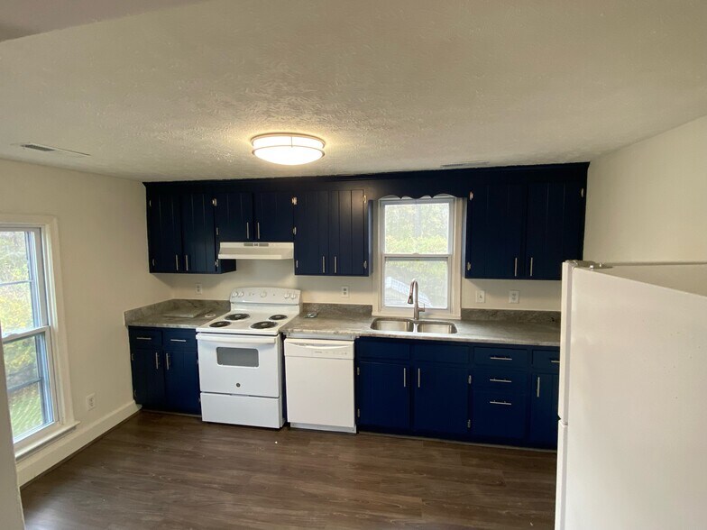 Updated Kitchen - 481 Midgett Farm Rd