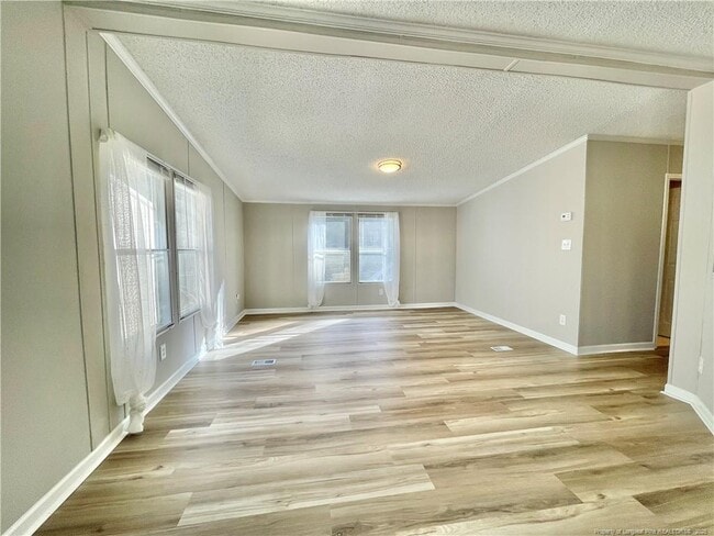 Building Photo - 140 Gibbs Rd