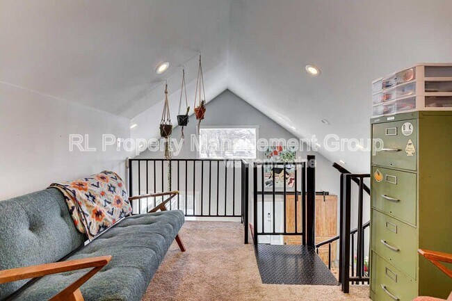 Building Photo - 451 S 22nd St