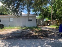 Building Photo - 900 NW