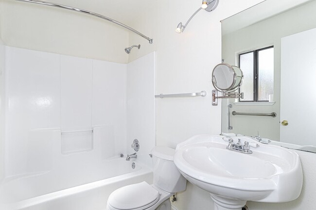 Building Photo - 3 BR/2BA | Newly Renovated Single Family Home | 2-Car Garage Parking | Fenced Front and Back yard