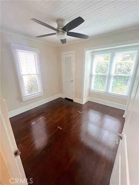 Building Photo - 212 N Coast Hwy