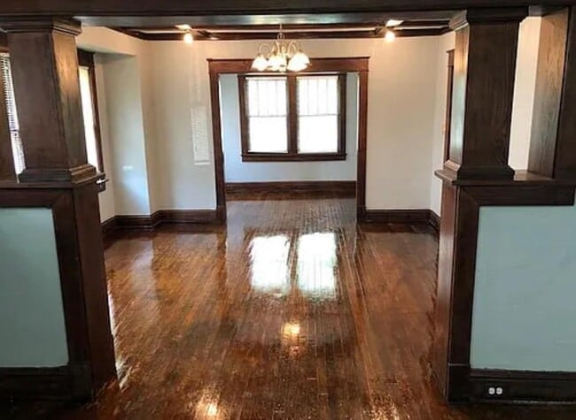 Building Photo - 4920 College Ave