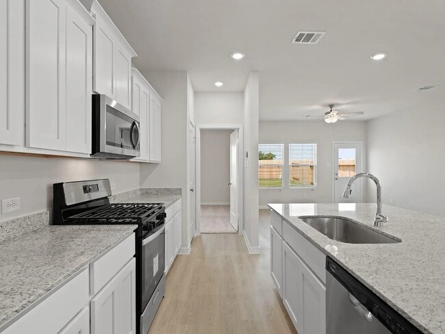 Building Photo - 17235 King Eider Rd