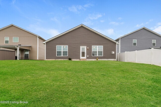 Building Photo - 11912 Parkside Vista Ln