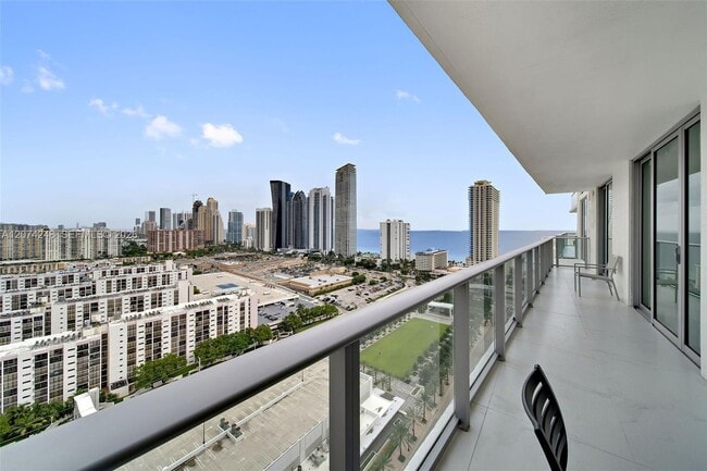 Building Photo - 300 Sunny Isles Blvd