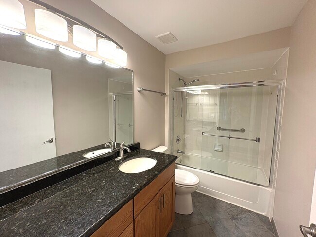 Building Photo - 258 Odlum Ct