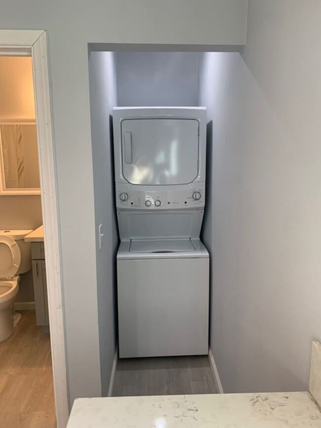 Building Photo - 2 bed 1 Bath on Adobe