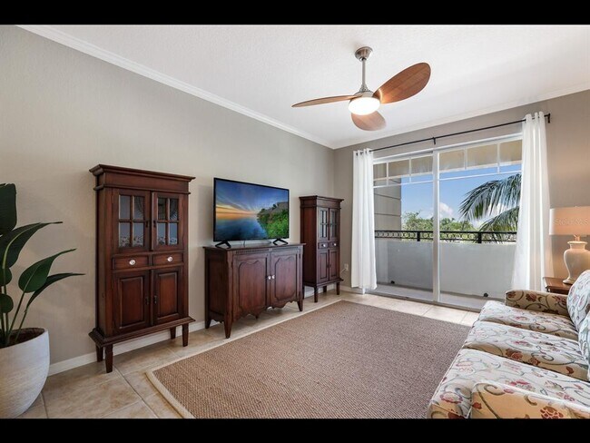 Building Photo - 1064 N Tamiami Trl