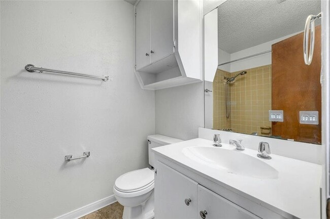 Building Photo - 8102 Ceberry Dr