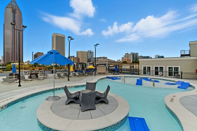 Building Photo - 590 James Maxwell Rd