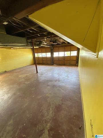 Building Photo - 3225 Wenonah Rd SW