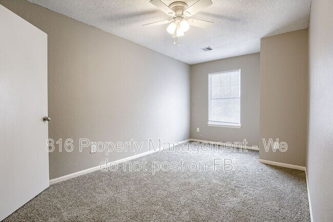 Building Photo - 2310-2312 Monroe Ave