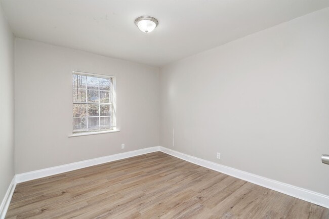 Building Photo - 3406 McPherson St