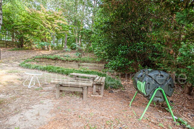 Building Photo - Charming 3-Bedroom Home for Rent in Durham...