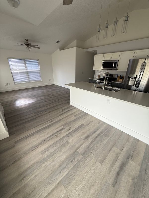 Building Photo - 6921 Long Needle Ct