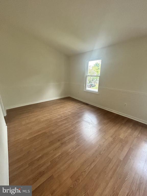 Building Photo - 9536 Melrose Square Way