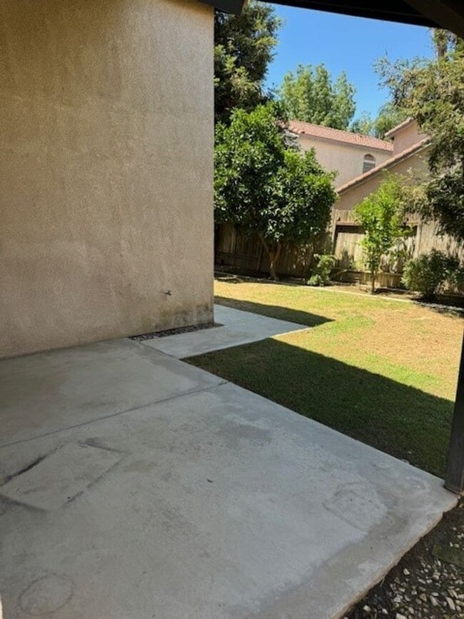 Building Photo - 4003 Boswellia Dr